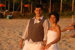 Picture of Casamento Mauricio e Tatiana. Photo number 0200 by Pousada Pé na Areia - Charming, fully decorated sea facing chalets located on Boiçucanga beach, on São Paulo northern shore. Boiçucanga is a beach with calm waters and woundrous sunset, surrounded by the Atlantic Rainforest and by very good restaurants. There also is a complete services infrastructure that includes supermarkets and shopping malls. You can find all that and much more at “Pé na Areia” (aka “Esquina da Mentira”), the perfect place for spending your vacations and weekends, or even having your own house at the sea.