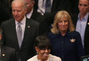 [jills%2520brooch%255B4%255D.jpg]