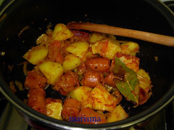 [garbanzos%2520guisados3%2520copia%255B4%255D.jpg]