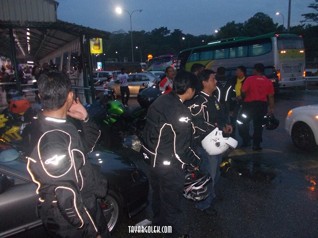 [DSCN13592.jpg]