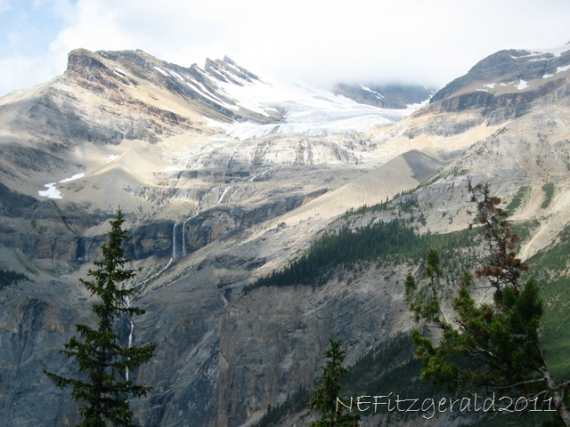 [105_0564Emerald%2520GlacierInPresidentRange%255B8%255D.jpg]