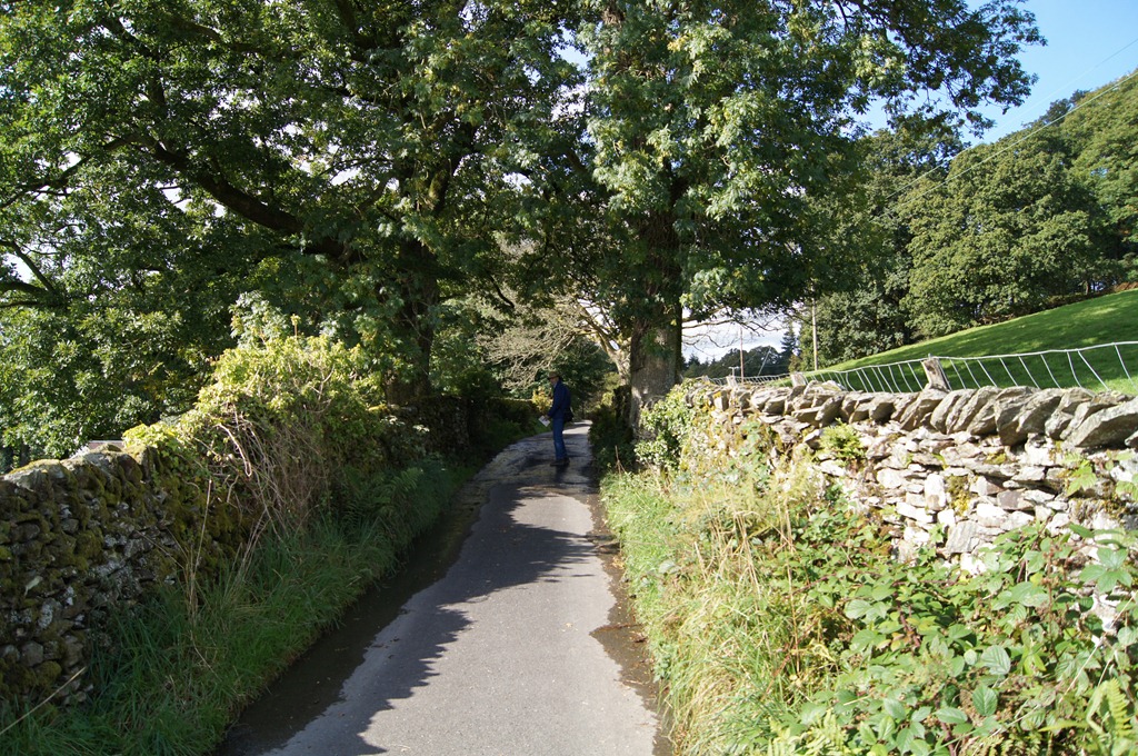 [Hill%2520top%2520walk--perhaps%2520the%2520fatal%2520error%255B3%255D.jpg]