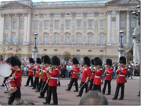 Clarinets at the back, as usual