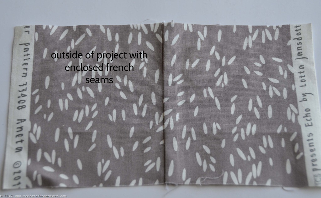 [How-to-Sew-a-Pillow-244.jpg]
