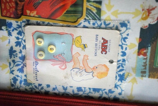 [VintageSewingNotions10%255B5%255D.jpg]