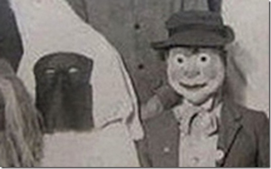 creepy-black-white-photos-10