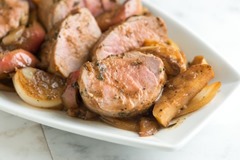 Pork-Tenderlion-Recipe-with-Apple-and-Onions- Pork-Tenderlion-Recipe-with-Apple-and-Onions-
