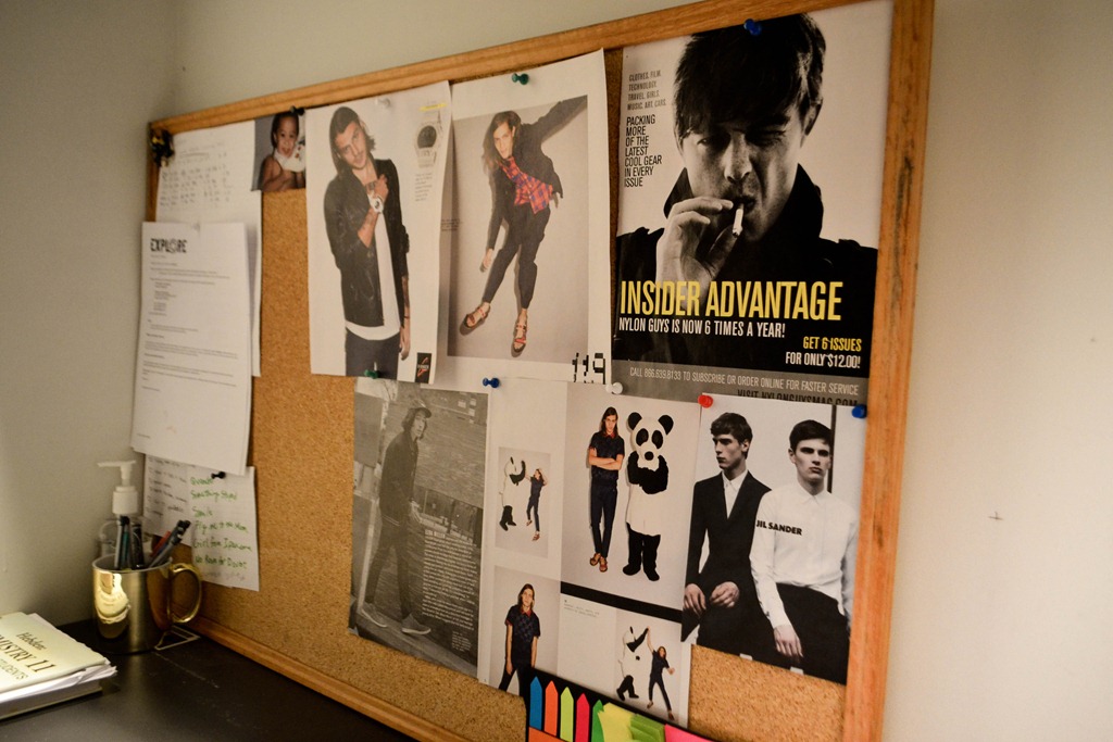[Office%2520in%2520Closet%25202%255B4%255D.jpg]