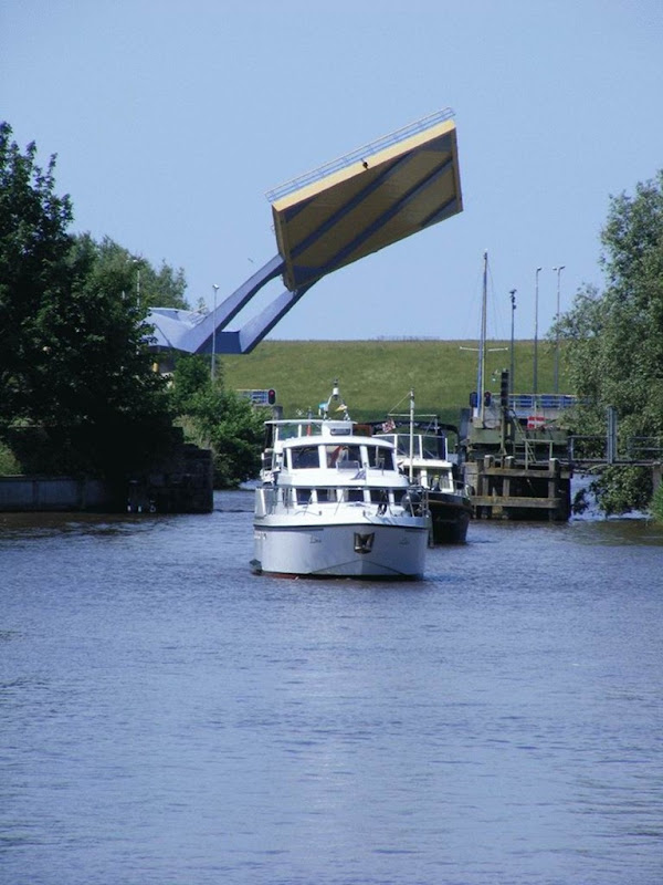 flying-drawbridge7 flying-drawbridge7