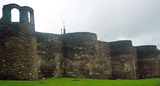 [La-muralla-de-Lugo7.jpg]
