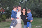 El director de Vik Retreats, Maximiliano Broquen, junto a su familia en José Ignacio. Gentileza: Maximiliano Broquen.
