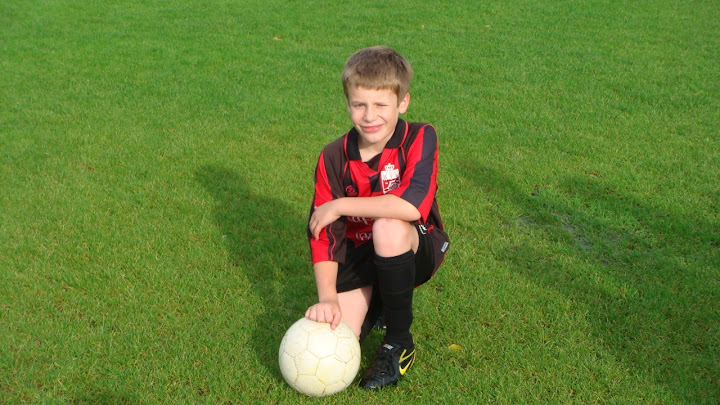 2011 - 07 SEP - WVV E5 TRAINING IN TENUE 07.jpg