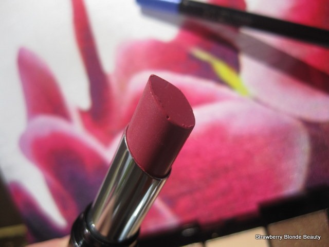 Kiko-latex-lipstick-Attractive-Pink