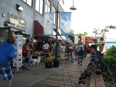 line up for gelato