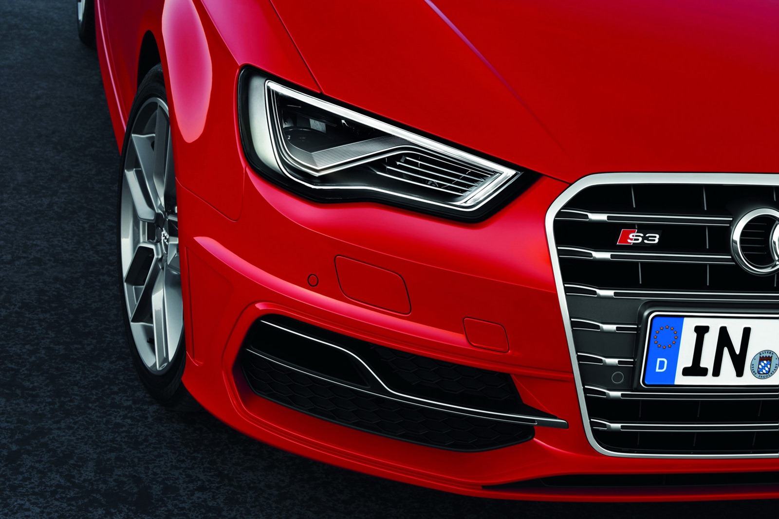 [2013-Audi-S3-14%255B2%255D.jpg]