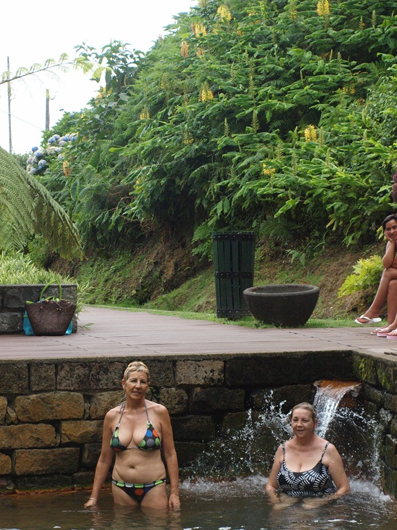 [P81064323.jpg]