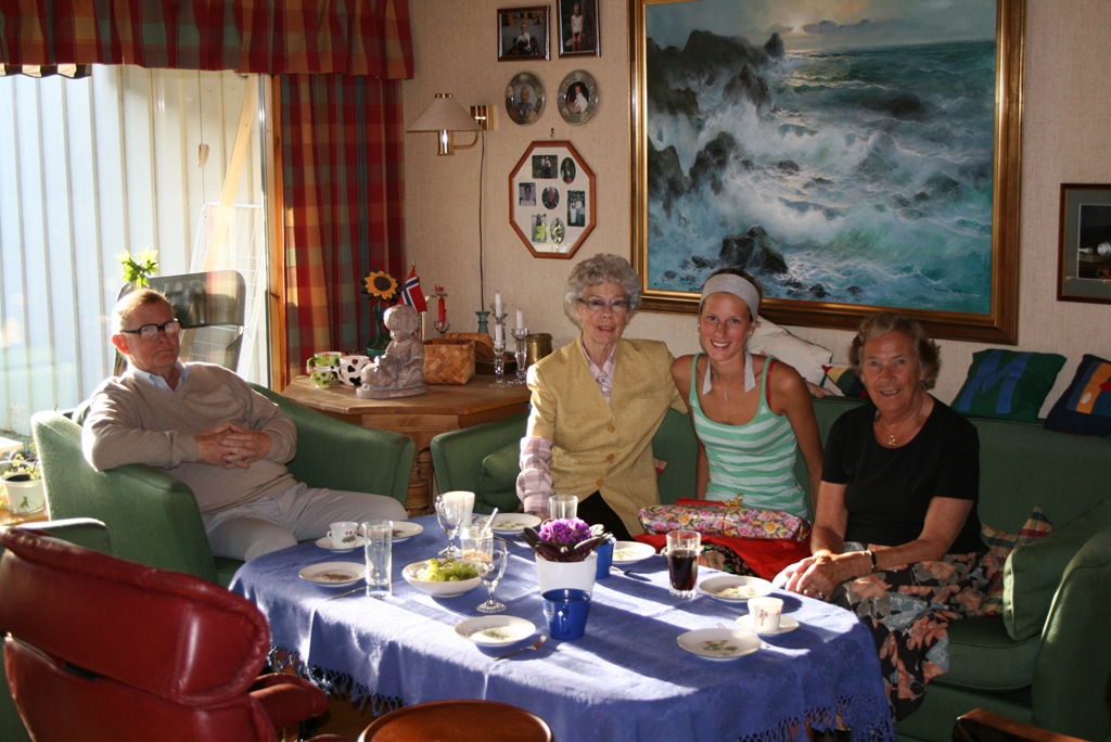 [Bursdag_18.08%2520007%255B4%255D.jpg]
