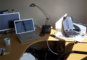 solar-laptop-charger.jpg