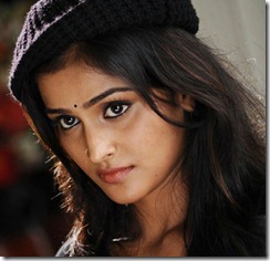 Ramya Nambeesan Latest Pics
