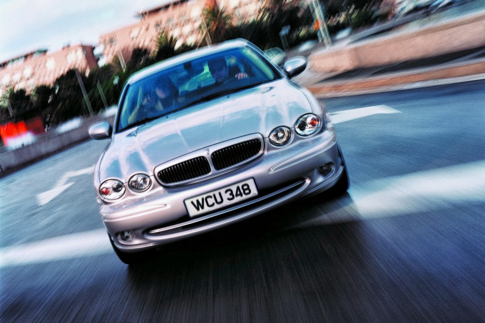 [Jaguar-X-Type-10%255B2%255D.jpg]