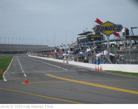 'pit road' photo (c) 2008, Katy Warner - license: http://creativecommons.org/licenses/by-sa/2.0/