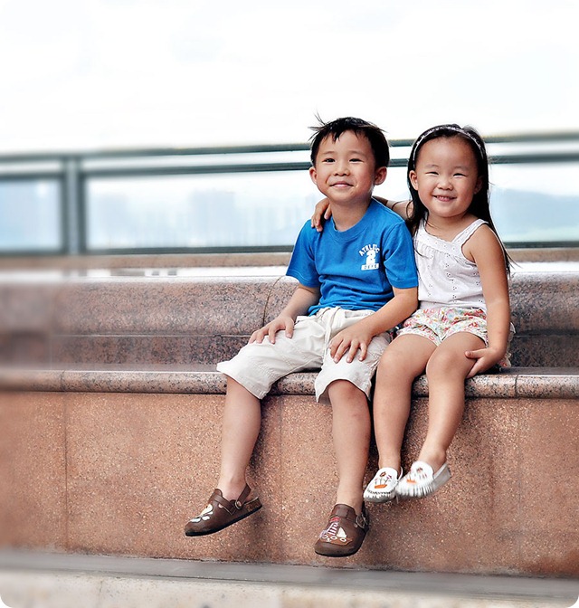 Smiling-duo