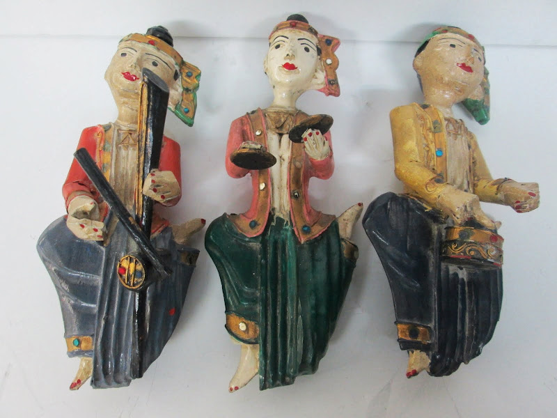 Musical Wall Figure Trio
