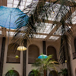 parasols ong 2m doorsnee, div kleur € 5,-.jpg