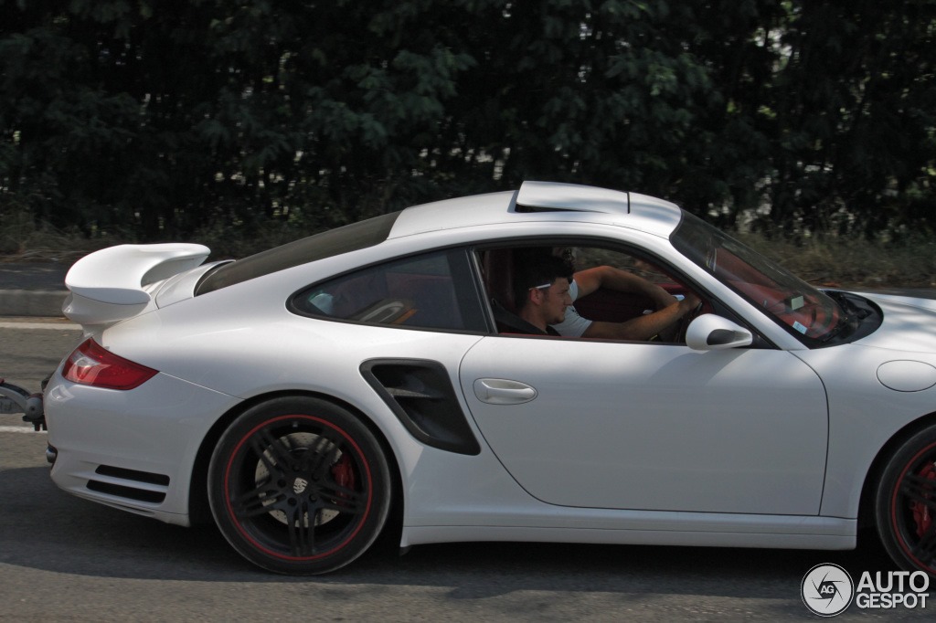 [Porsche-911-Turbo-5%255B2%255D.jpg]