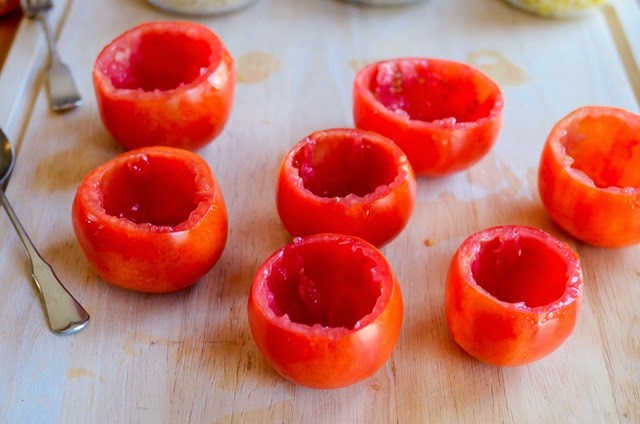 [quinoa-stuffed-tomatoes-142093.jpg]