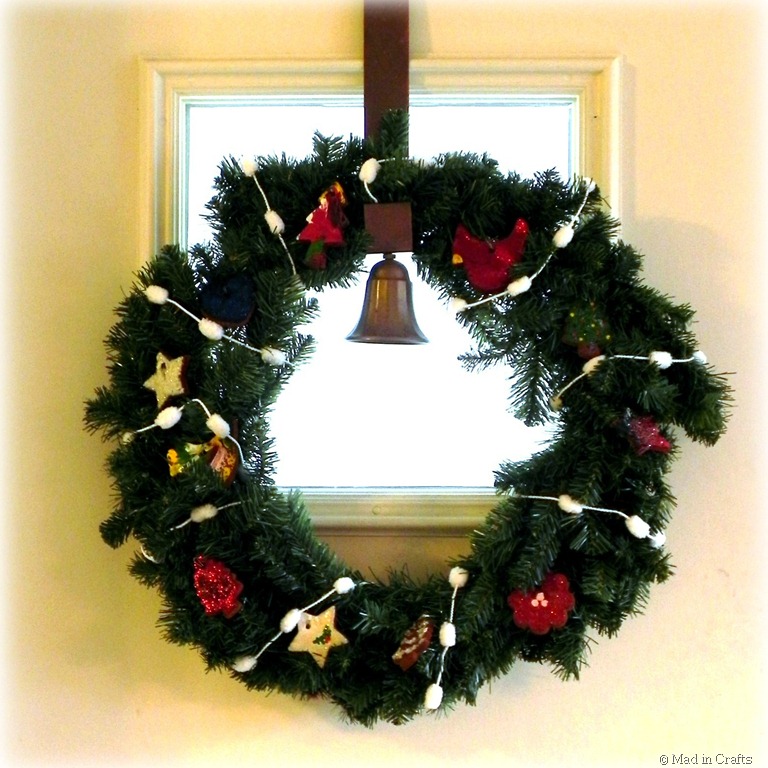 [ornament-wreath-squarae3.jpg]