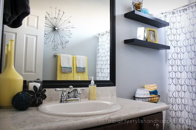 49 black white gray and yellow bathroom decor