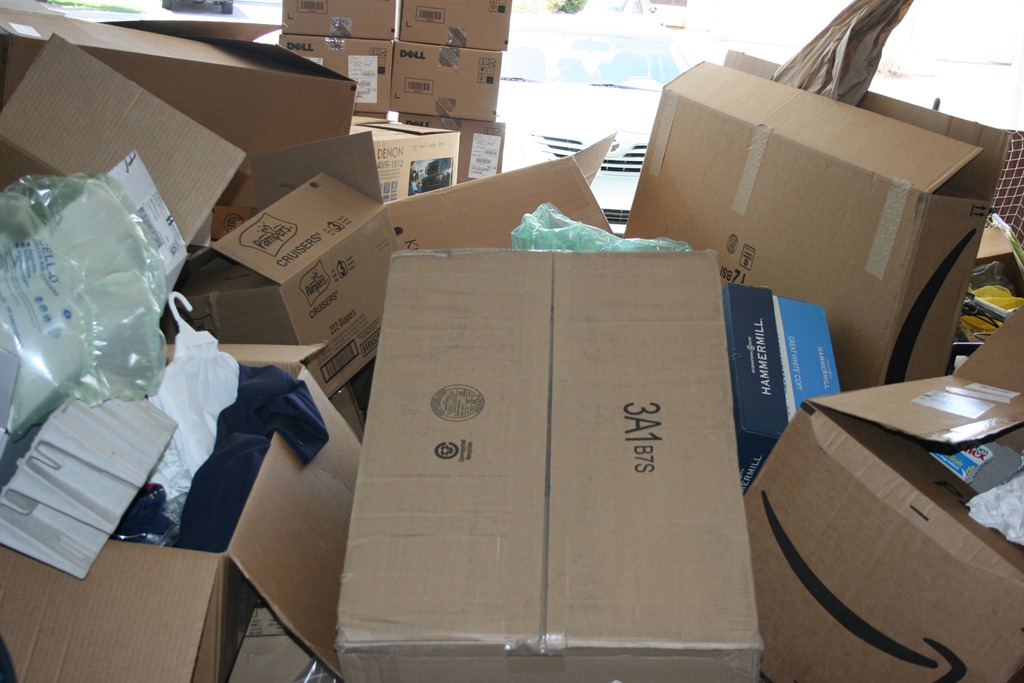 [boxes%2520002%255B3%255D.jpg]