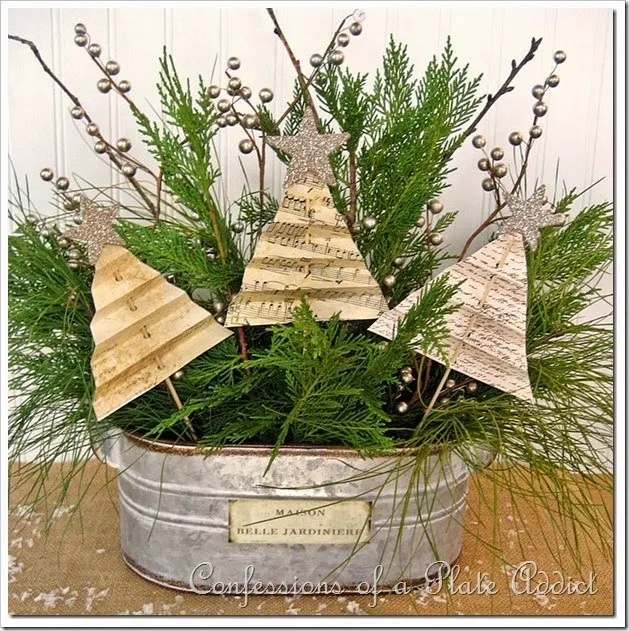 CONFESSIONS OF A PLATE ADDICT Shabby Christmas Centerpiece