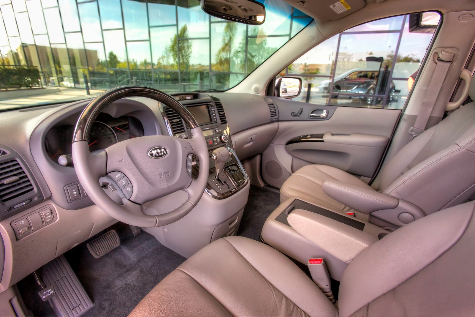 [2013-Kia-Sedona-7%255B2%255D.jpg]