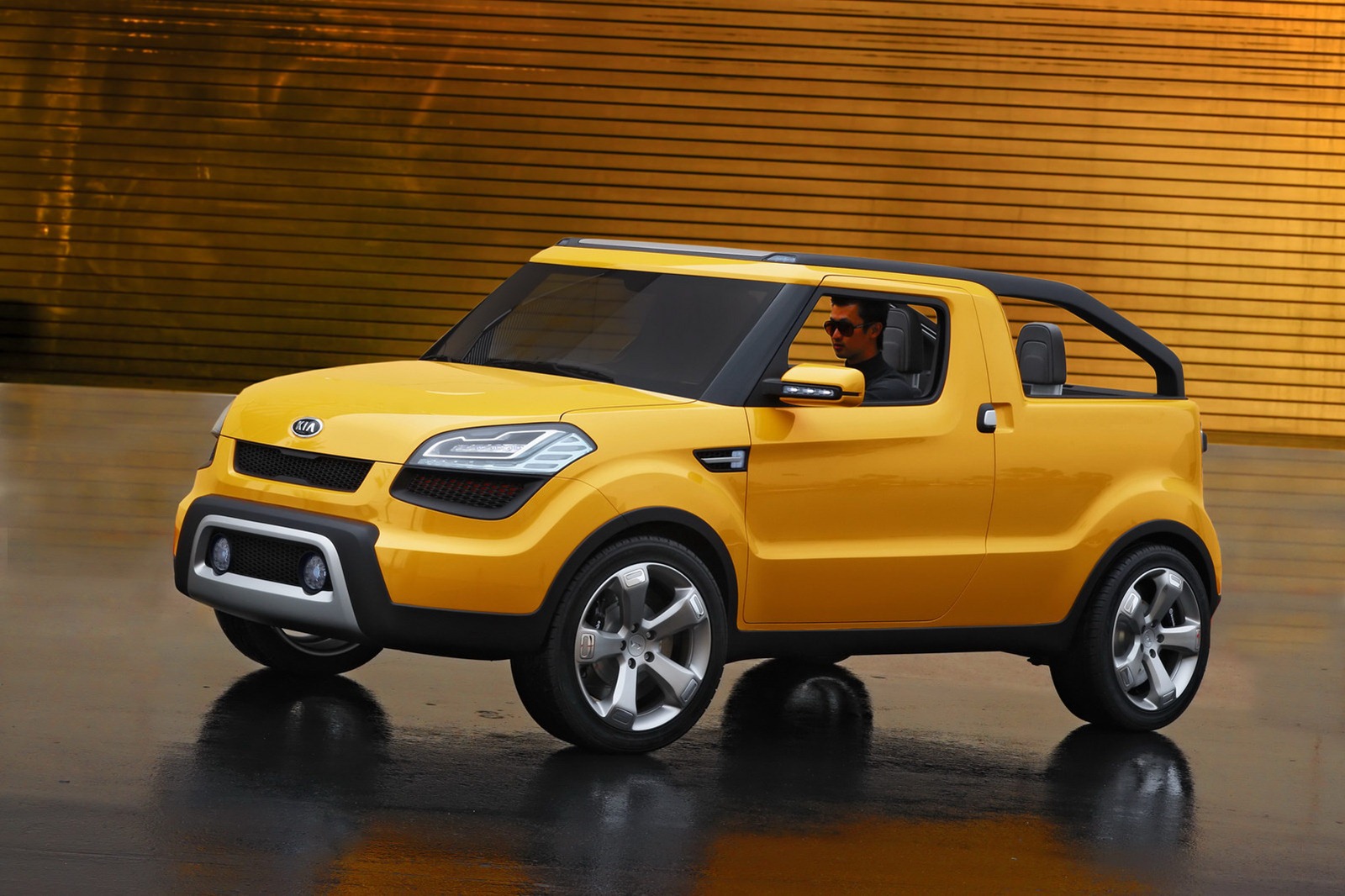 [Kia-Soulster-Convertible-17%255B2%255D.jpg]