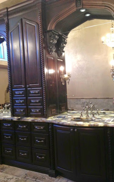 Bathroom Vanity built in taht are amazing.jpg Bathroom Vanity built in taht are amazing