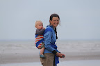 Barbara met Joris in de draagdoek