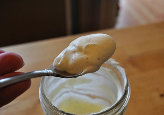 whipped-cream-2-mins whipped-cream-2-mins