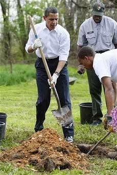 [Obama_shovel_229%255B3%255D.jpg]