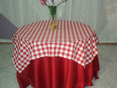 Sobre Toalha Panama Xadrez, Linha: Dama Fotos do evento Linha Hotel Restaurante. Foto numero 2 da empresa de toalhas e tecidos Tropical Toalhas, que vende tecidos, toalhas, capas de cadeira e guardanapos para festas e eventos; toalha redonda longa, sobretoalhas (sobre-toalhas), toalhas especiais, sobrecapas (sobre-capas), caminho de mesa, capas de almofadas e aventais, nos tecidos cetim podange, gorgurao, shantung (xantungue), voil liso, voile bordado, voal estampado, jacard (jacquard), panama gold, e em estilos matelasse, fanstasminha, princesinha, fraque, em diversos formatos e tamanhos. tecidos para decoração rio de janeiro rj venda festa eventos toalha redonda tecido loja capa cadeira caminho mesa almofada capas cadeiras lojas decoraçao aniversário decorar sitio foto casamento salão guardanapos restaurante