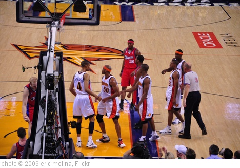'maggette looks to the bench to ask what the hell just happened' photo (c) 2009, eric molina - license: http://creativecommons.org/licenses/by/2.0/