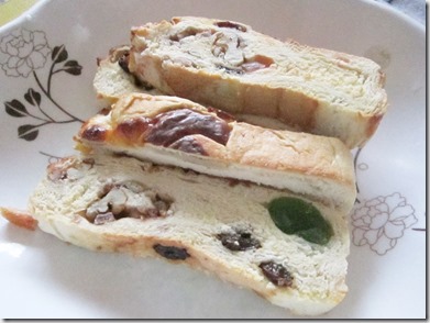 baguio country club cheese bread, 240baon