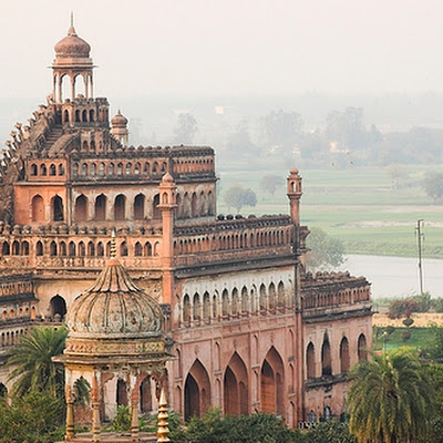 Rumi Darwaza , Source: http://www.flickr.com/photos/15673638@N00/3350171275 3350171275.jpg
