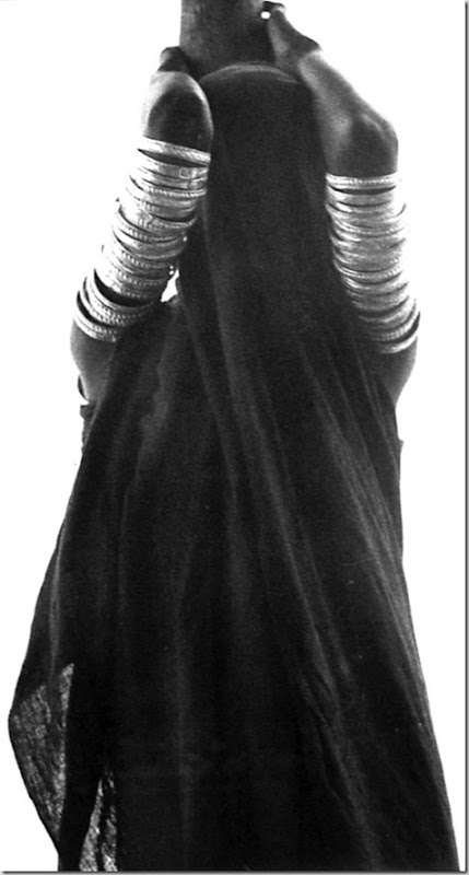 1Ricciardi Black veiled Orma woman 1Ricciardi Black veiled Orma woman