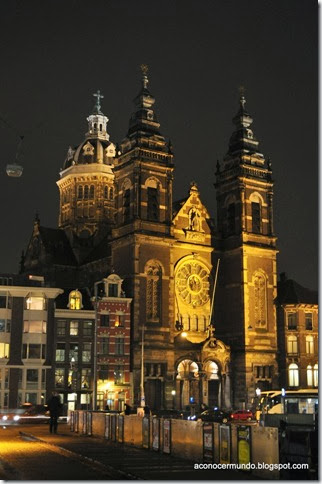 Amsterdam. Oude kerk (Iglesia Vieja) - DSC_0025