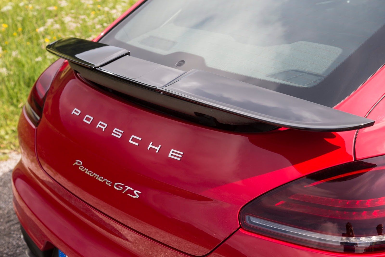 [2014-Porsche-Panamera-28%255B2%255D.jpg]