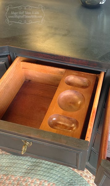 Built in drawer organizers.jpg Built in drawer organizers