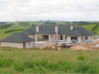 Painting of a stunning Masonry Design Solutions (MDS) new home in Karaka.