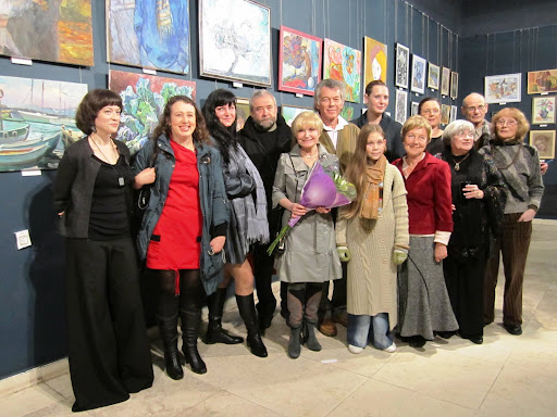 hudojniki & ucheniki Radugi.JPG